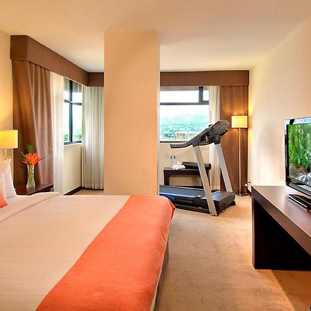 Tryp By Wyndham San Jose Sabana Ξενοδοχείο Εξωτερικό φωτογραφία